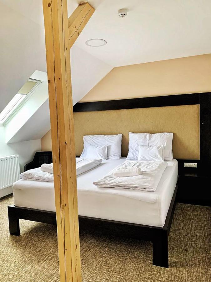 Penzion U Broucka Milevsko Extérieur photo